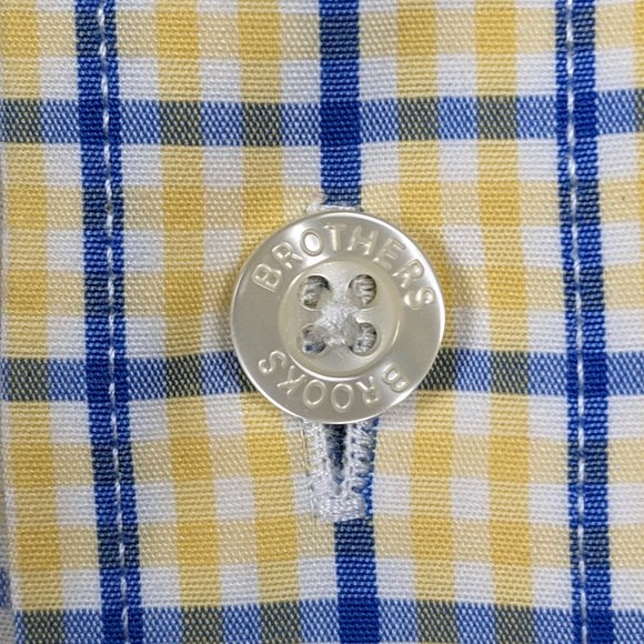 Brooks Brothers* Men's Short Sleeve Button Down Curved Hem Shirt~ Size Medium - Picture 9 of 13